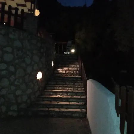 Ithaki Holidays Lejlighed Frínion