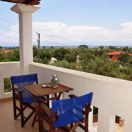 Ithaki Holidays * Frínion