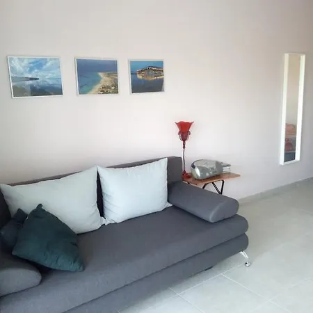 Ithaki Holidays * Frínion