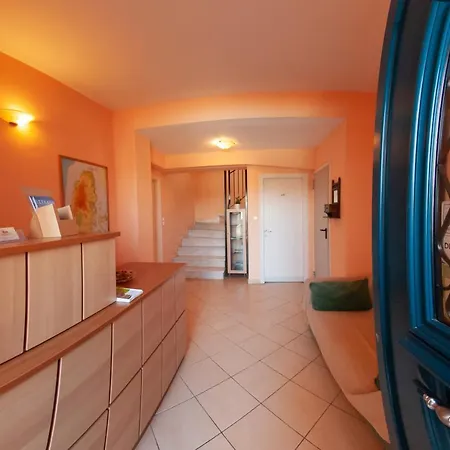 Ithaki Holidays Lejlighed Frínion