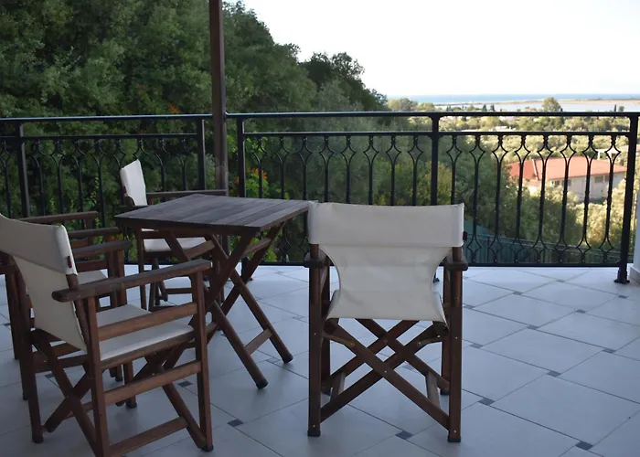 Ithaki Holidays Frínion