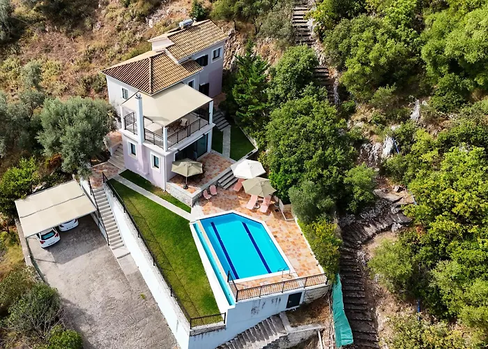 Ithaki Holidays Frínion