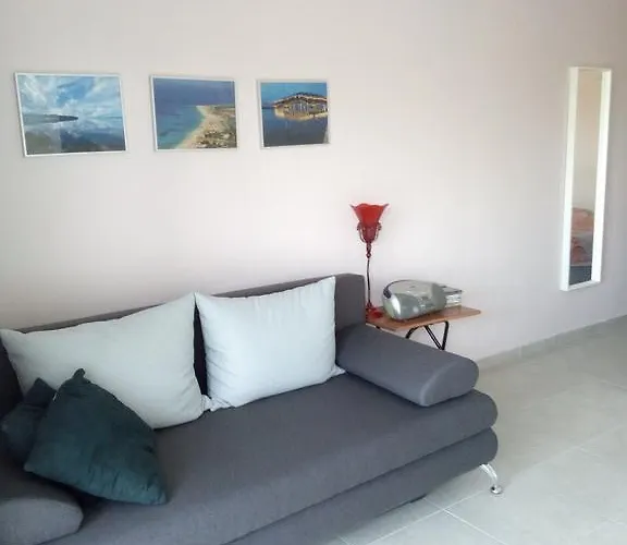 Ithaki Holidays * Frínion